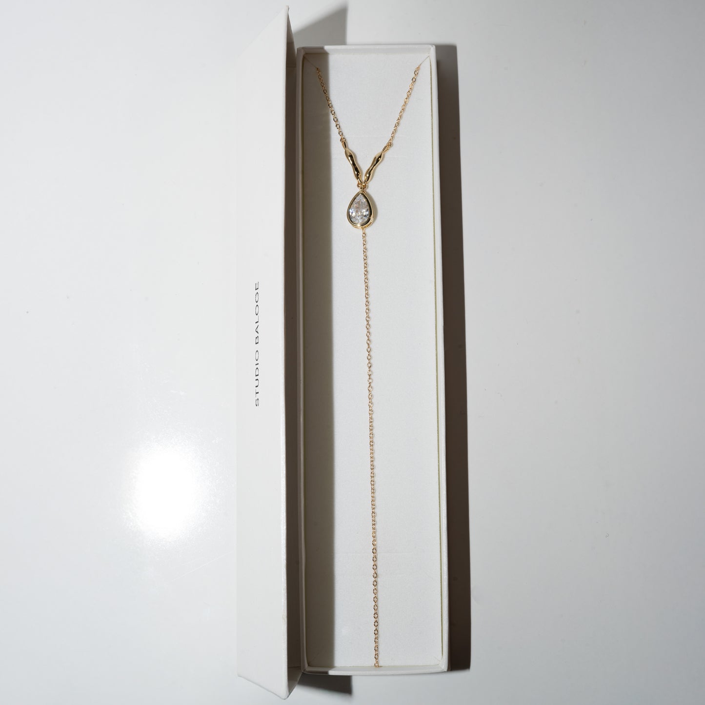 Épure Goutte Necklace