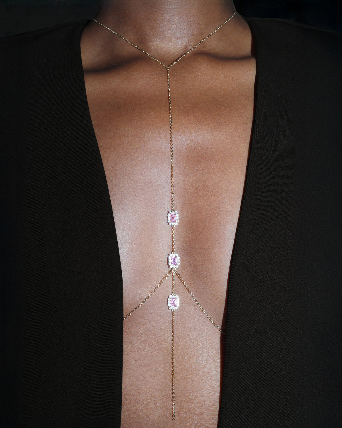 Carré Body Chain in Bright Pink