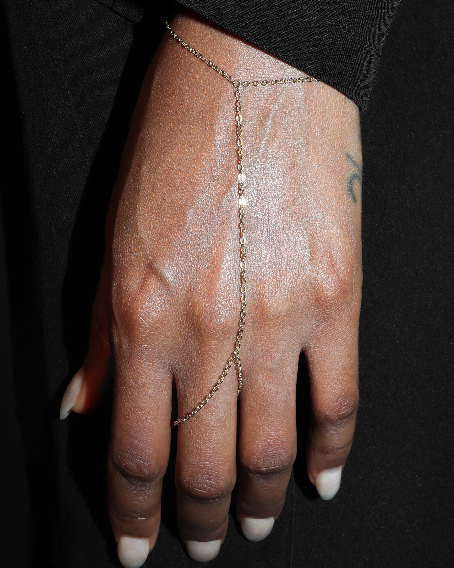 Kyma Hand Chain