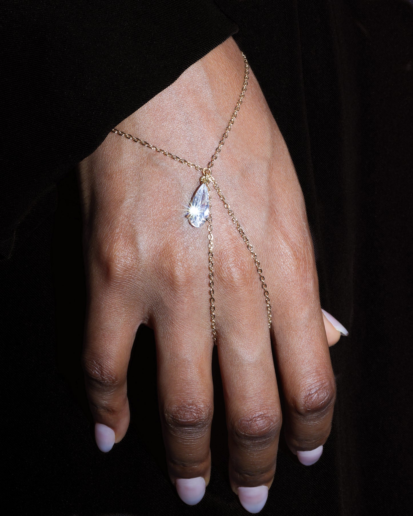 Lumina Solitaire Hand Chain