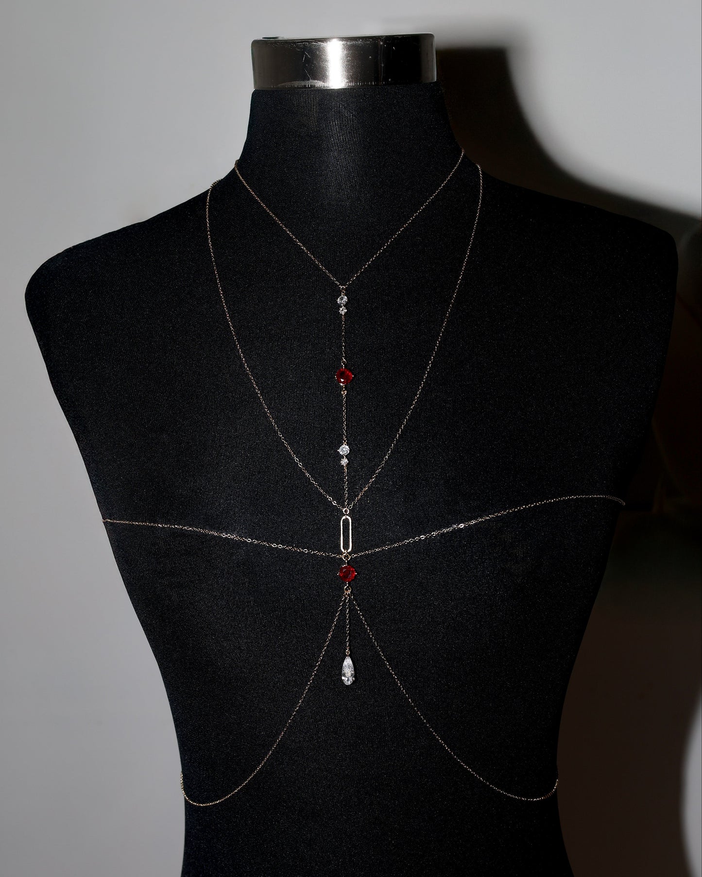Lumina Drama Body Chain in Rouge Bordeau