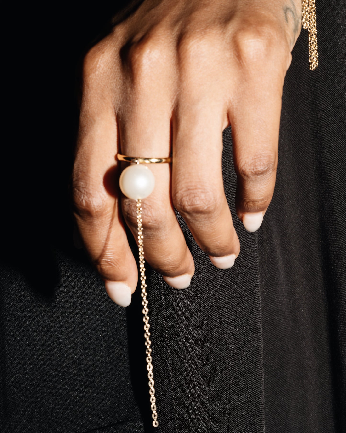 Noema Ring