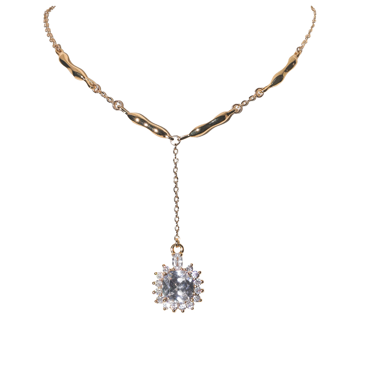 Relic Lariat Necklace in Clear
